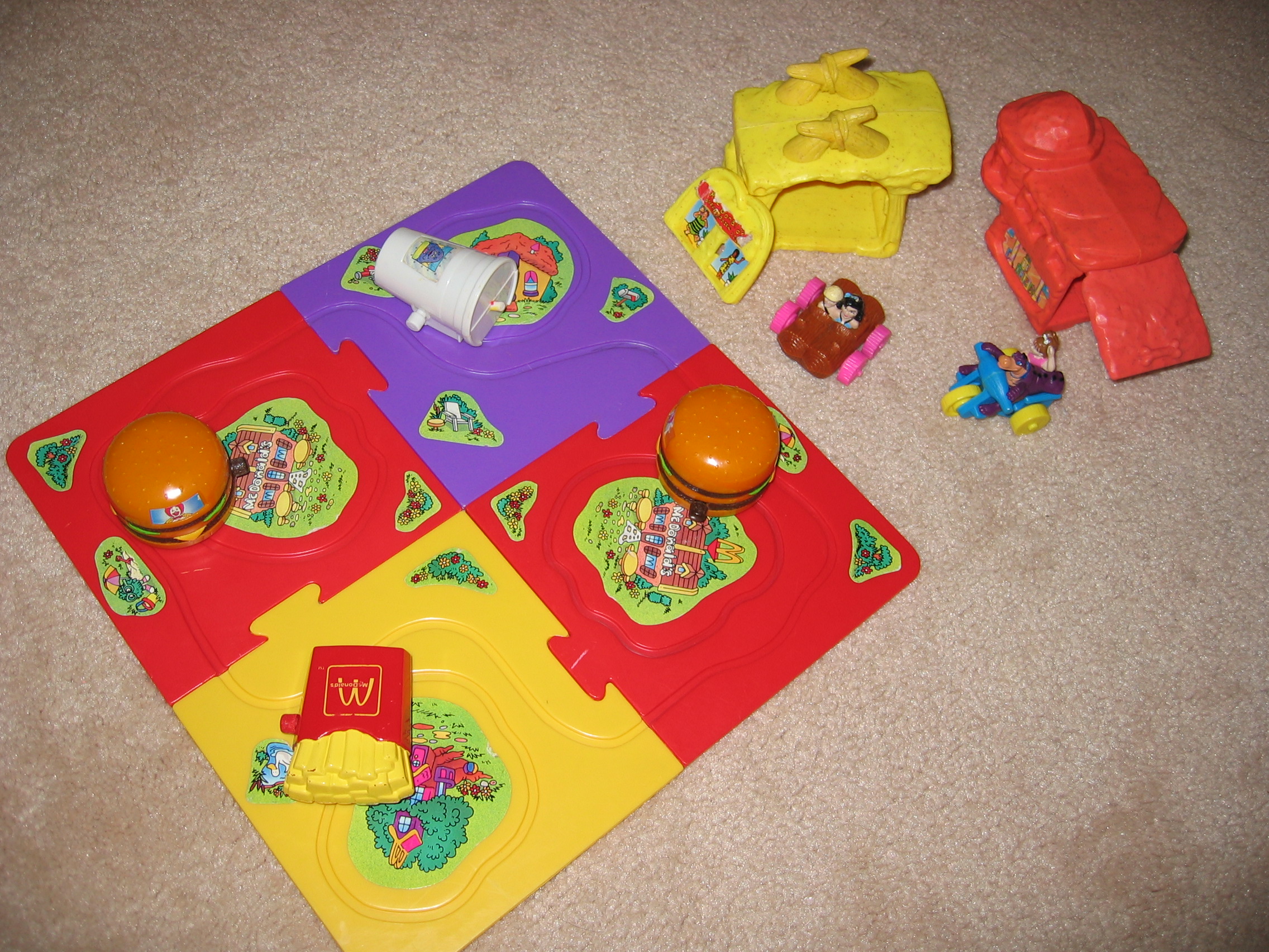 Happy Meal Toys Collectors 64